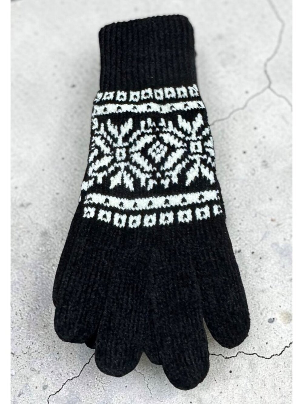 Isotoner Womens Knit Gloves Snowflake Pattern One Size Winter Casual - Picture 4 of 5